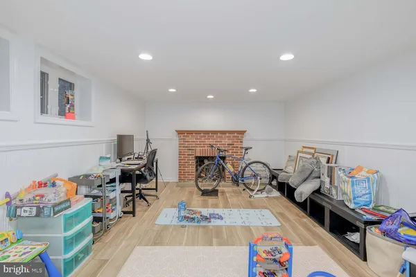 $7,750 | 3209 Thornapple Street, Chevy Chase, MD 20815