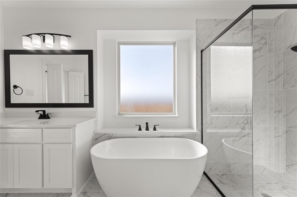 1505 Robinson Road Forney, TX 75126 - Photo 19 of 29 1505 Robinson Bath 3