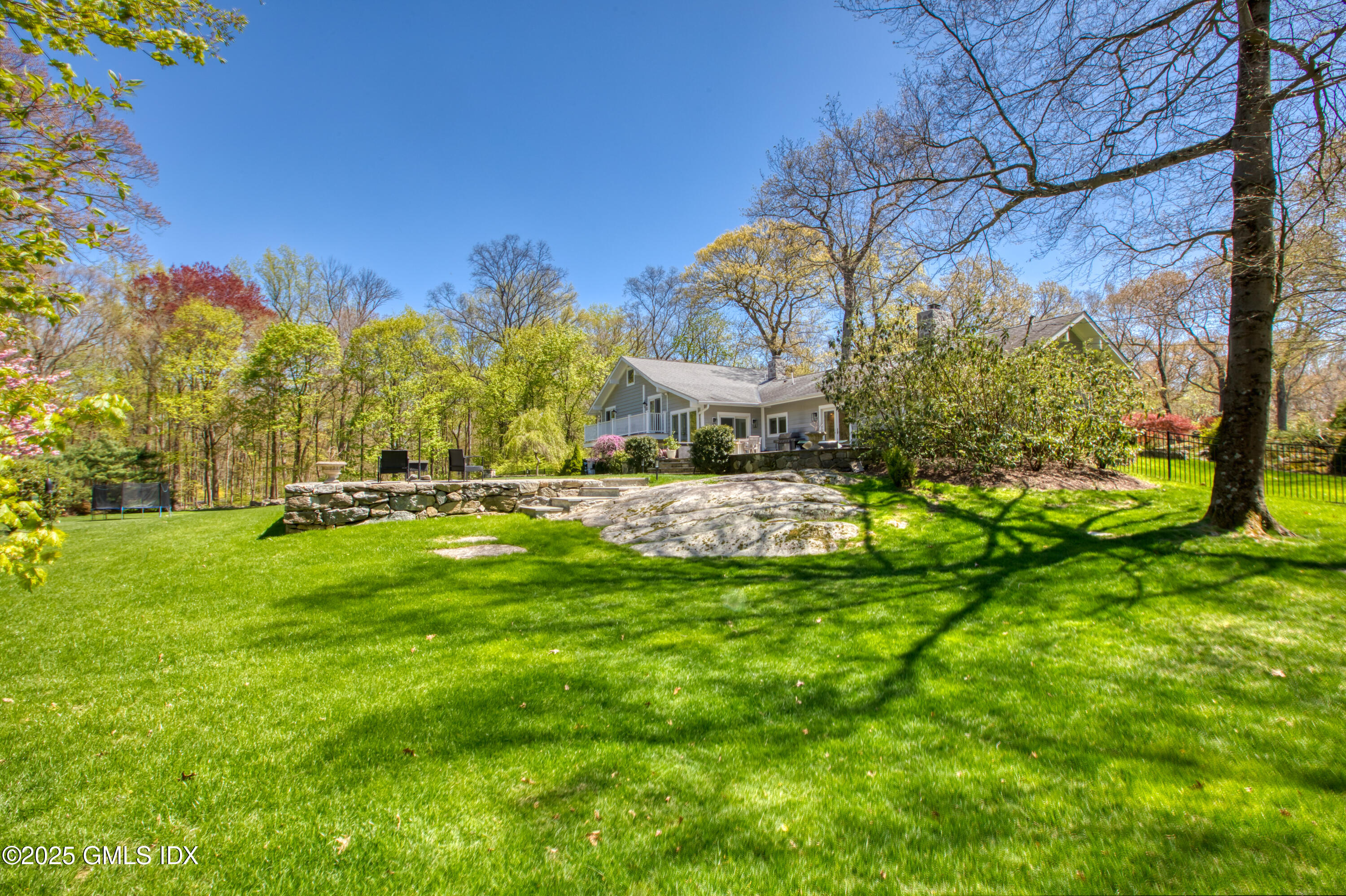 35 Dartmouth Road Cos Cob, CT 06807 - Photo 23 of 27 23