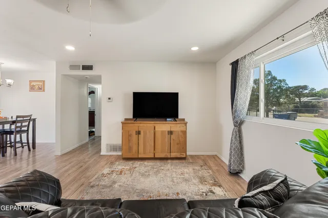 $198,000 | 10360 Redwood Street, El Paso, TX 79924