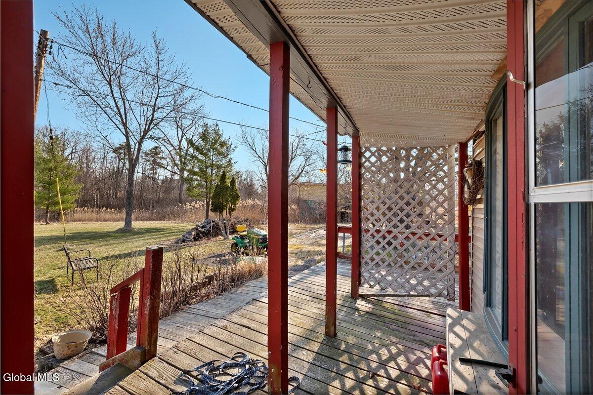 89 Morris Road Colonie, NY 12304 - Photo 2 of 28 IMG_6612