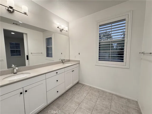 $3,650 | 401 Castiano Street, Camarillo, CA 93012
