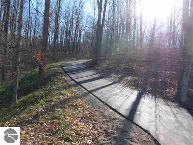 2171 South Ridge Road Lake Leelanau, MI 49653 - Photo 11 of 14 1814283-10.JPG