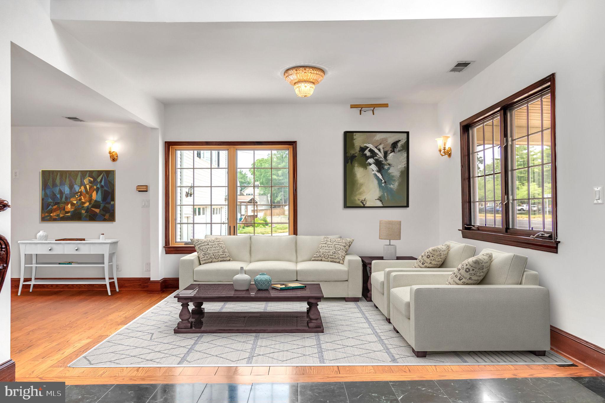 6435 Franconia Road Springfield, VA 22150 - Photo 11 of 91 Virtual Staging