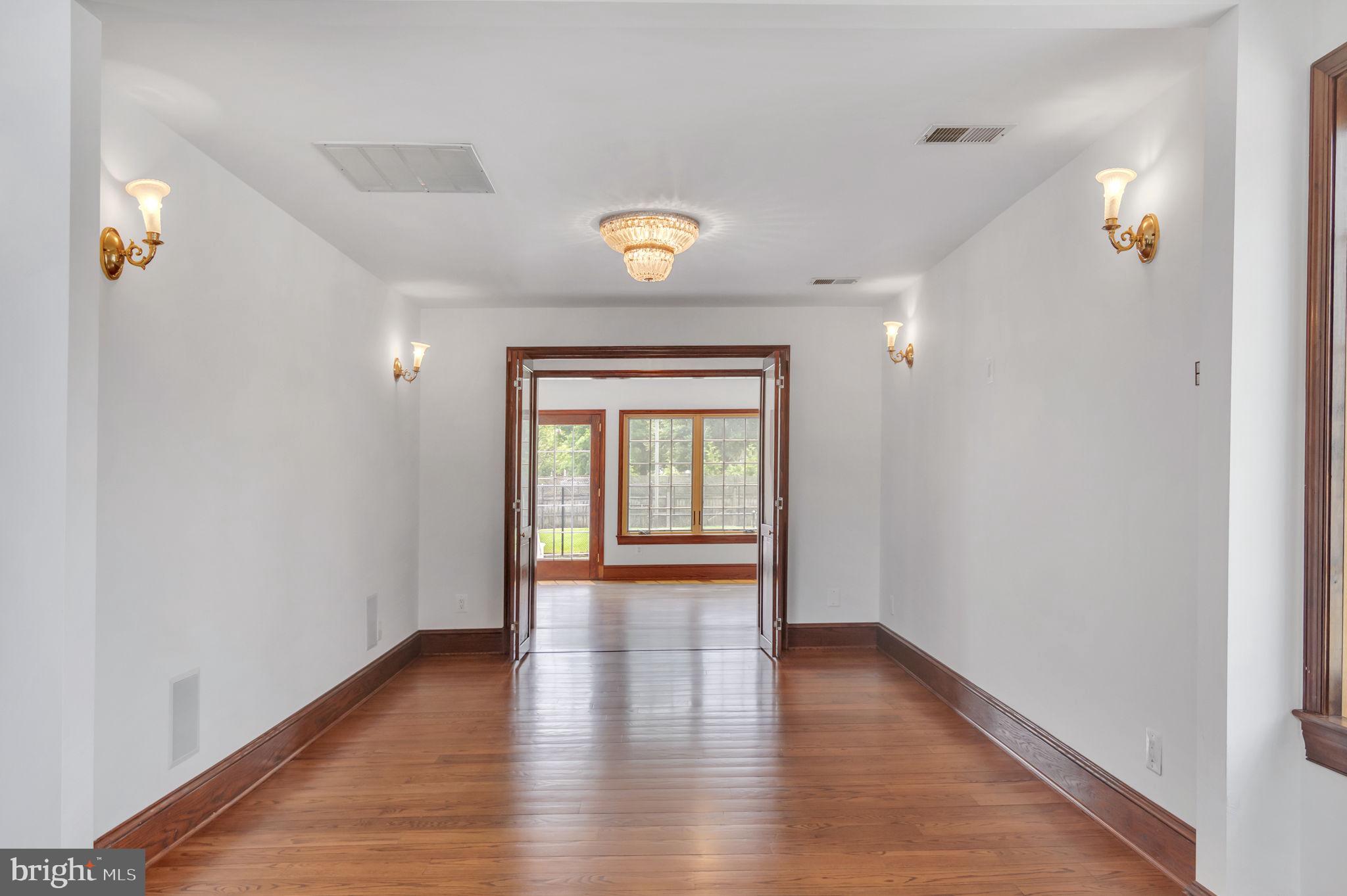 6435 Franconia Road Springfield, VA 22150 - Photo 13 of 91