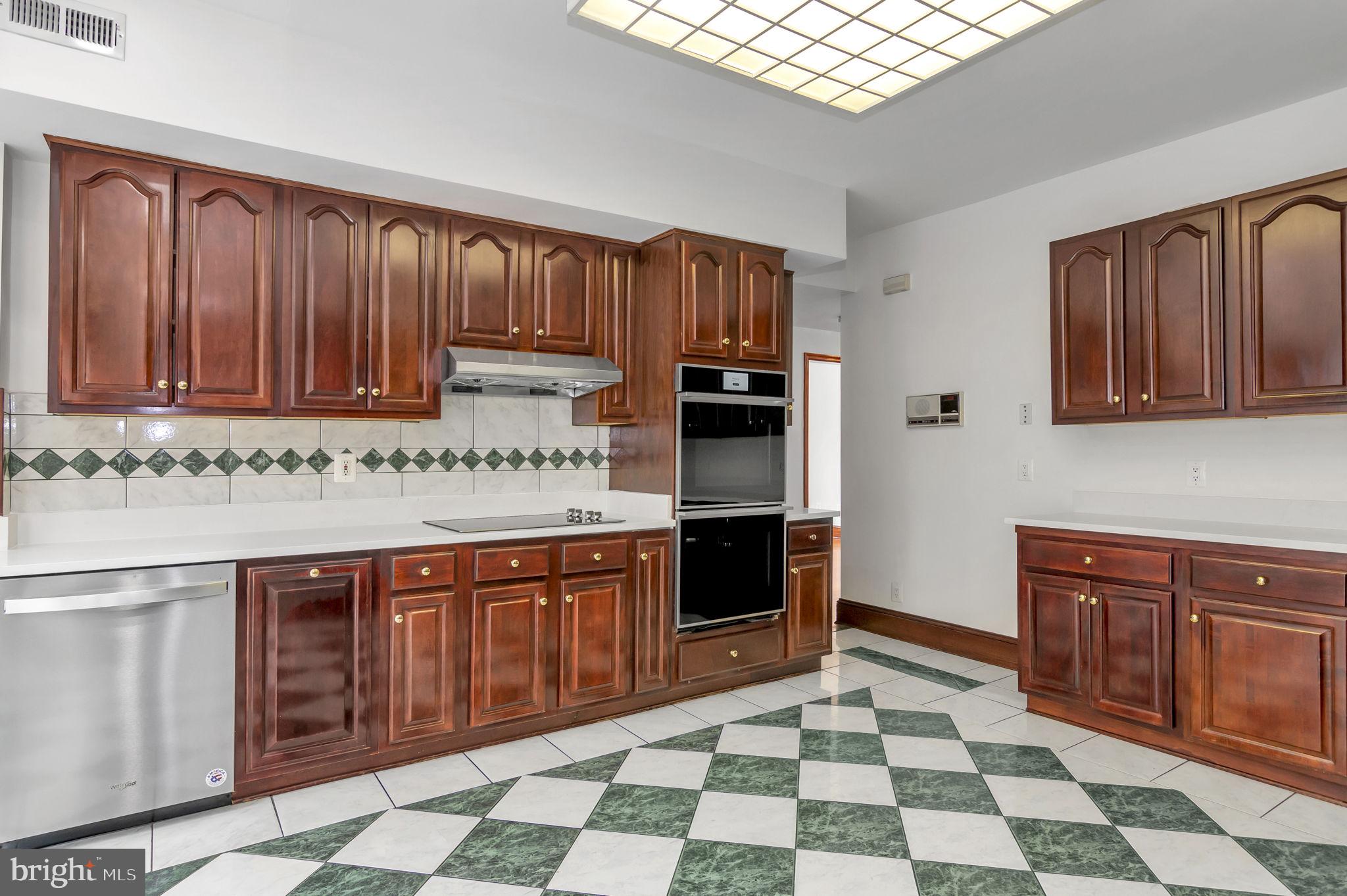 6435 Franconia Road Springfield, VA 22150 - Photo 19 of 91