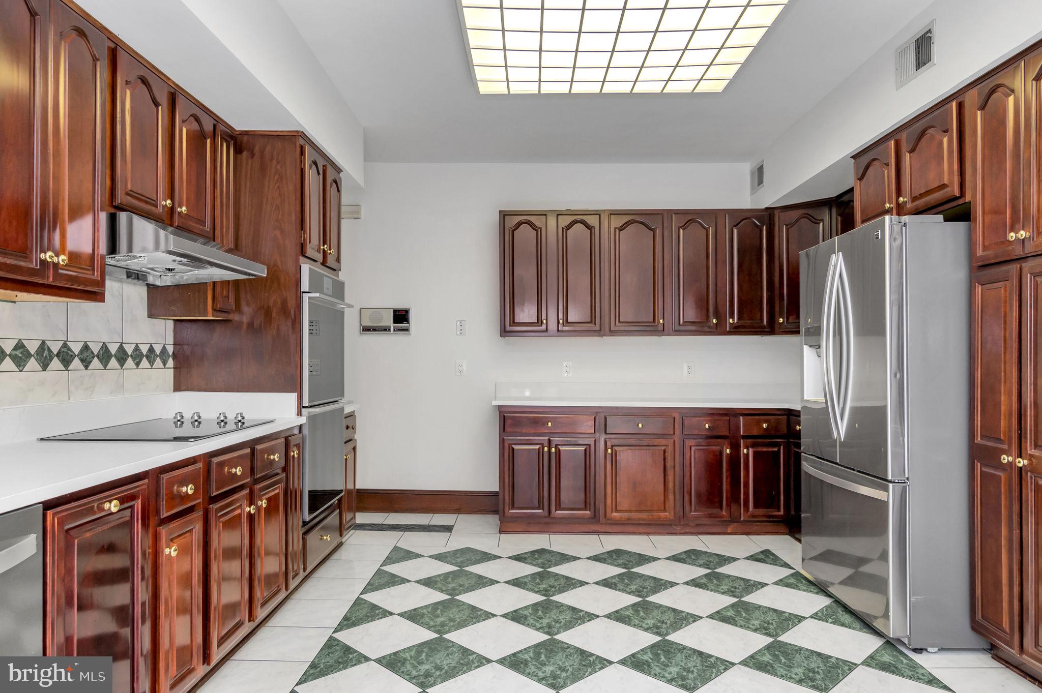 6435 Franconia Road Springfield, VA 22150 - Photo 20 of 91