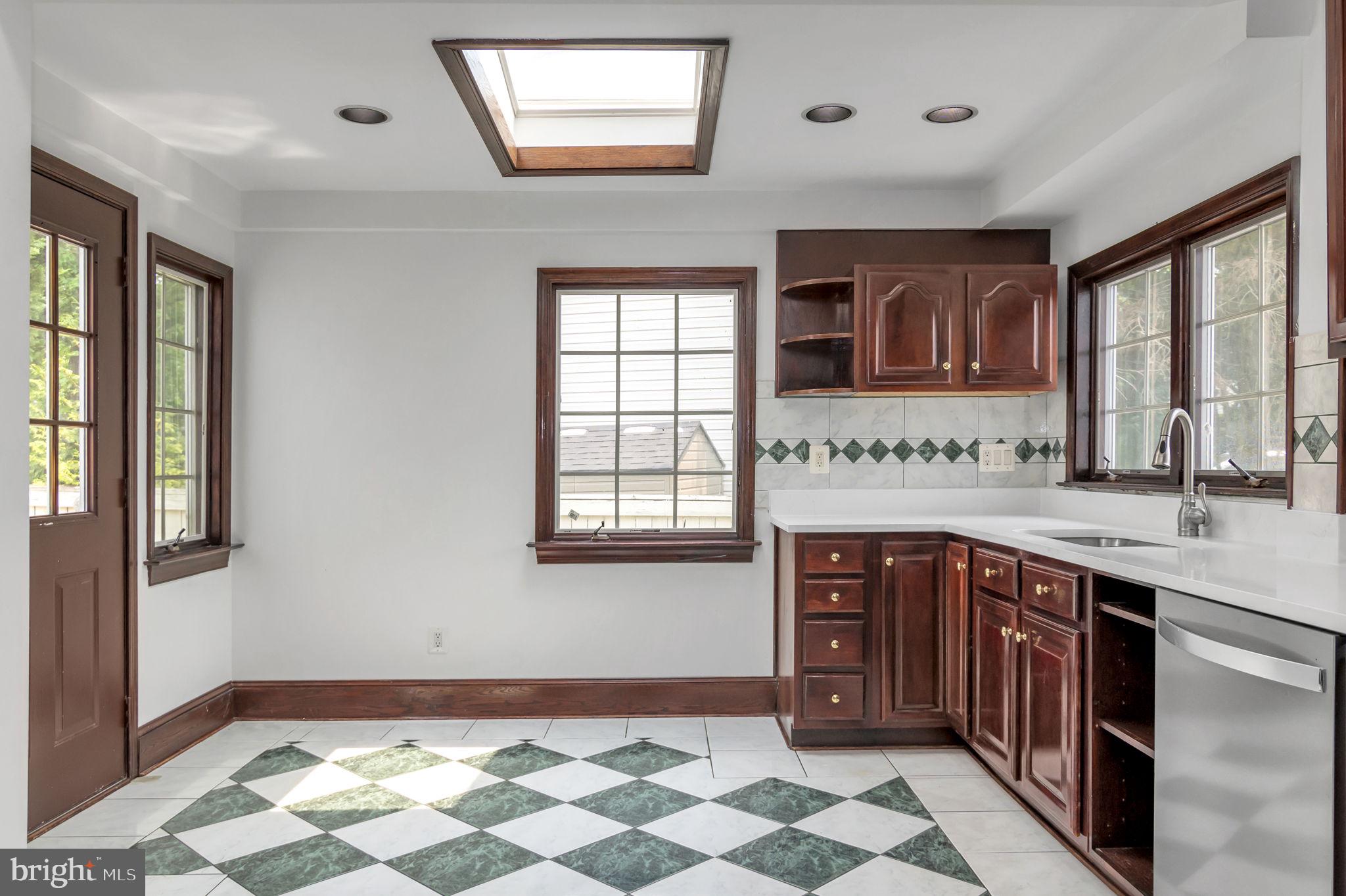 6435 Franconia Road Springfield, VA 22150 - Photo 22 of 91