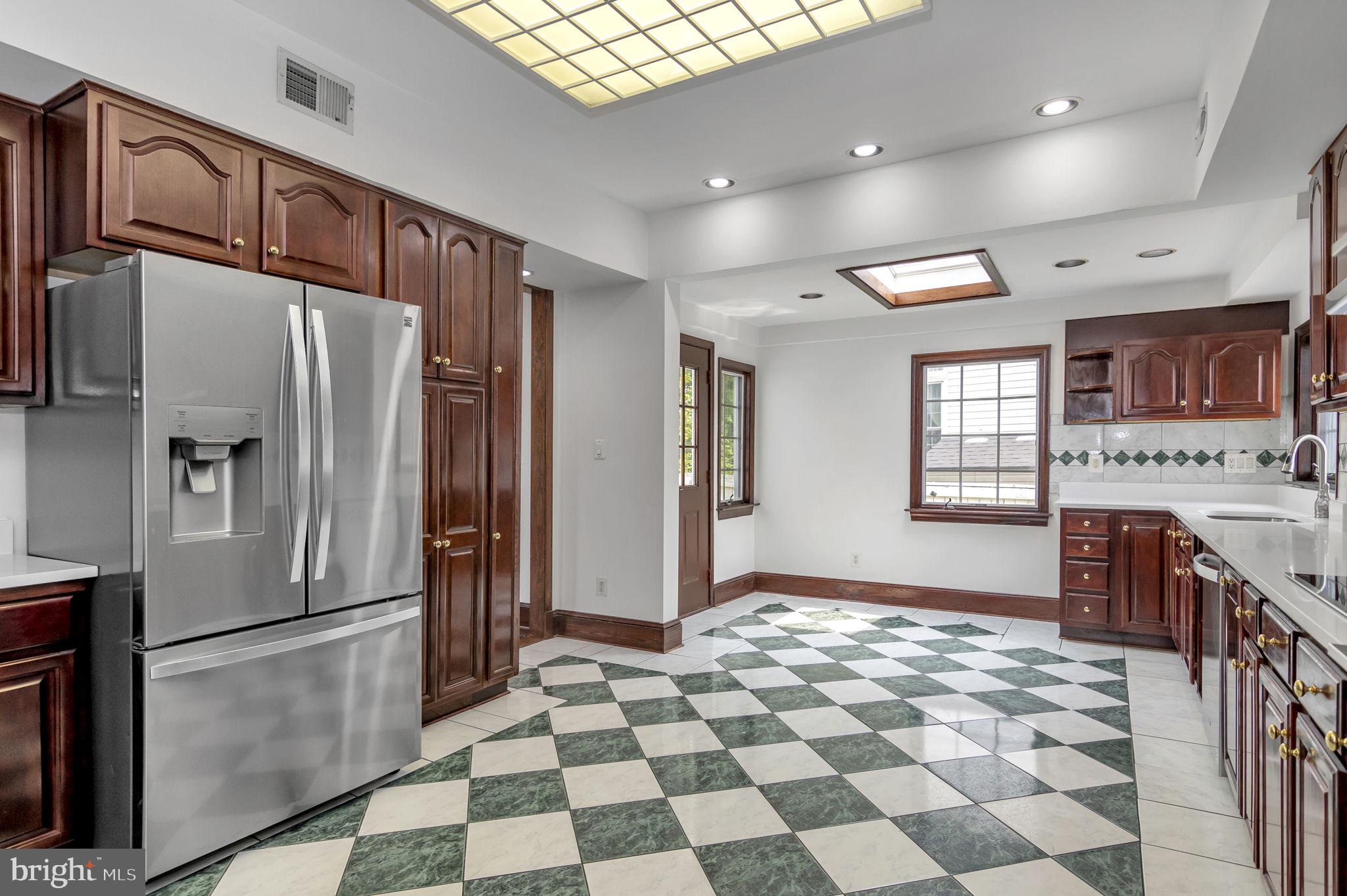 6435 Franconia Road Springfield, VA 22150 - Photo 24 of 91