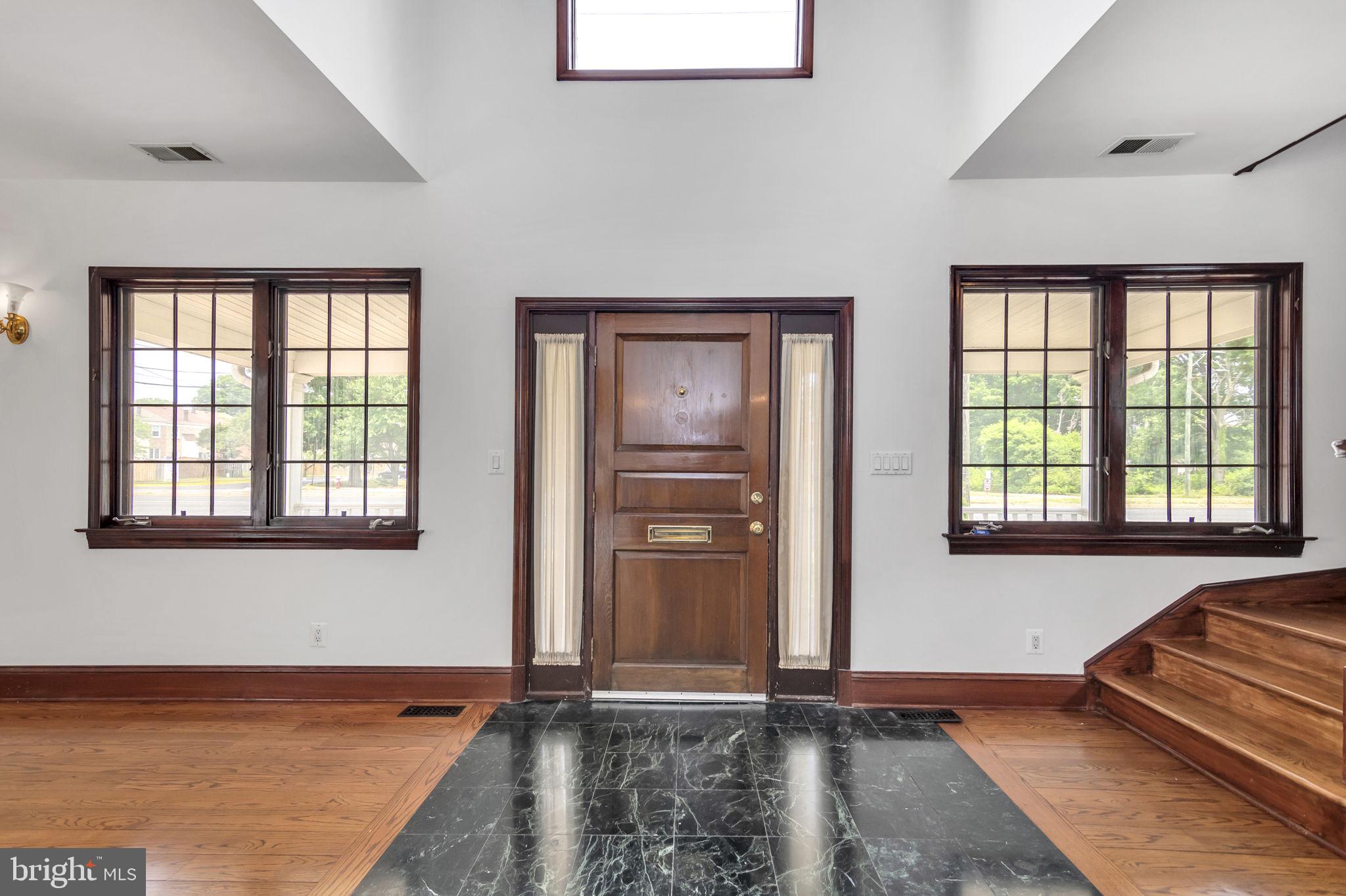 6435 Franconia Road Springfield, VA 22150 - Photo 7 of 91