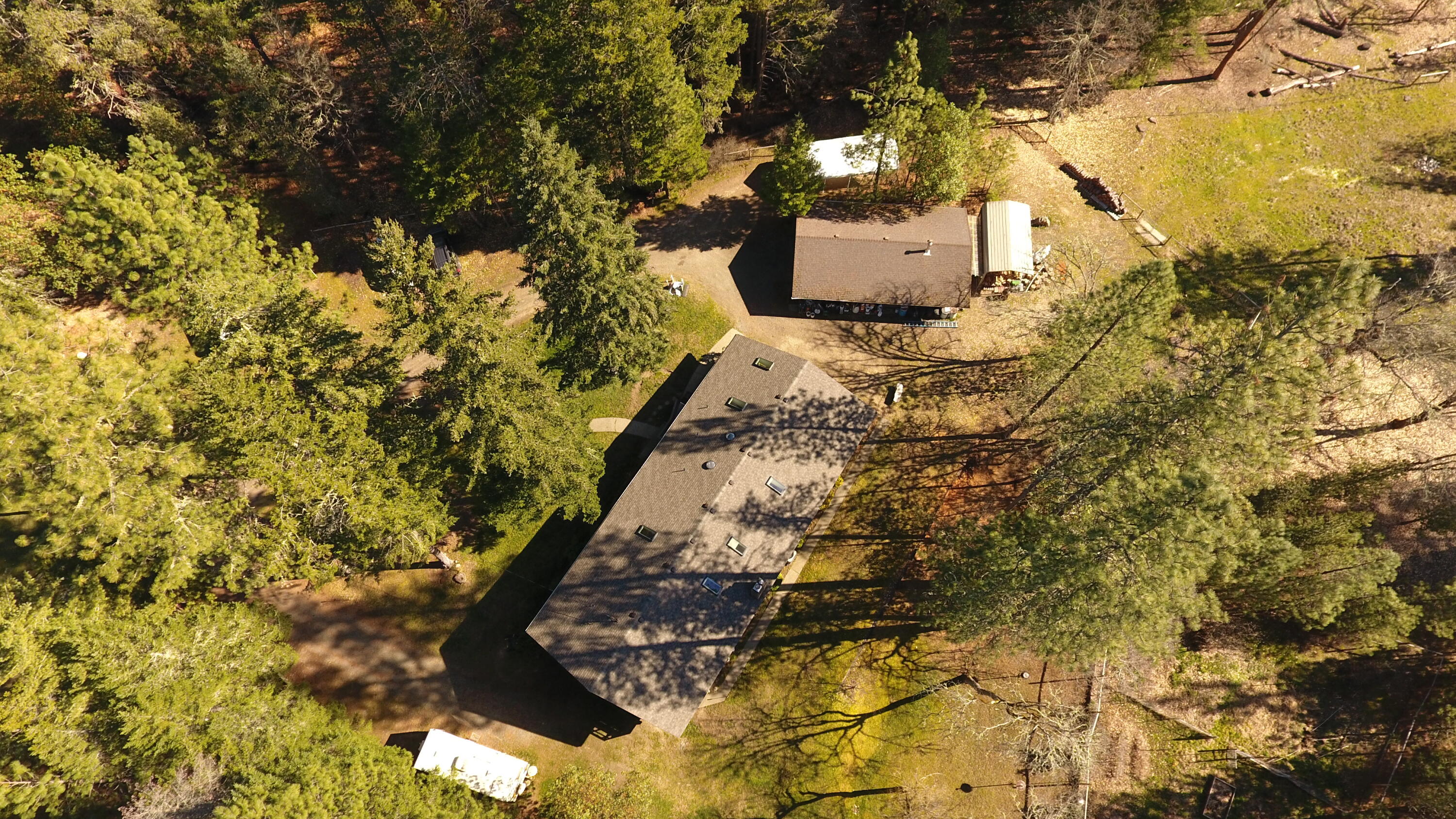 1625 Robertson Bridge Road Grants Pass, OR 97526 - Photo 45 of 45 DJI_0004