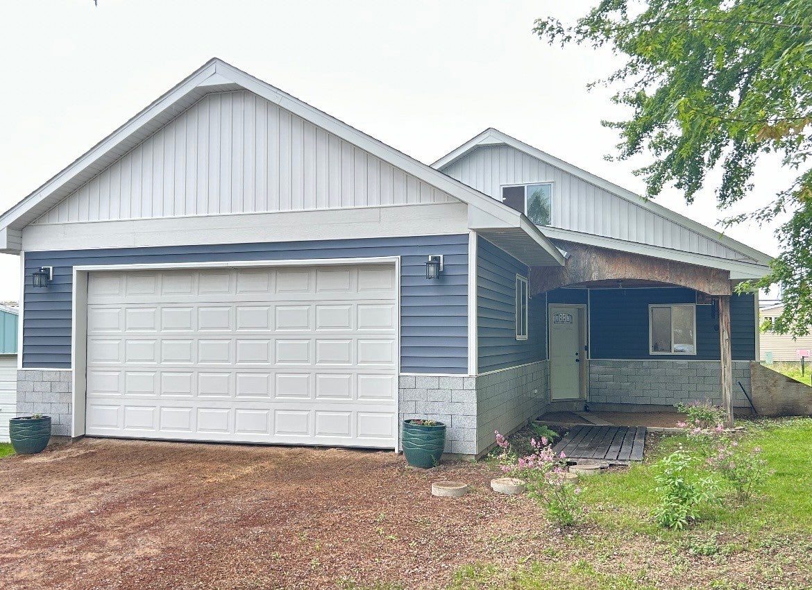 121 Diamond Street Ridgeland, WI 54763 - Photo 1 of 13 Gallery Image 1