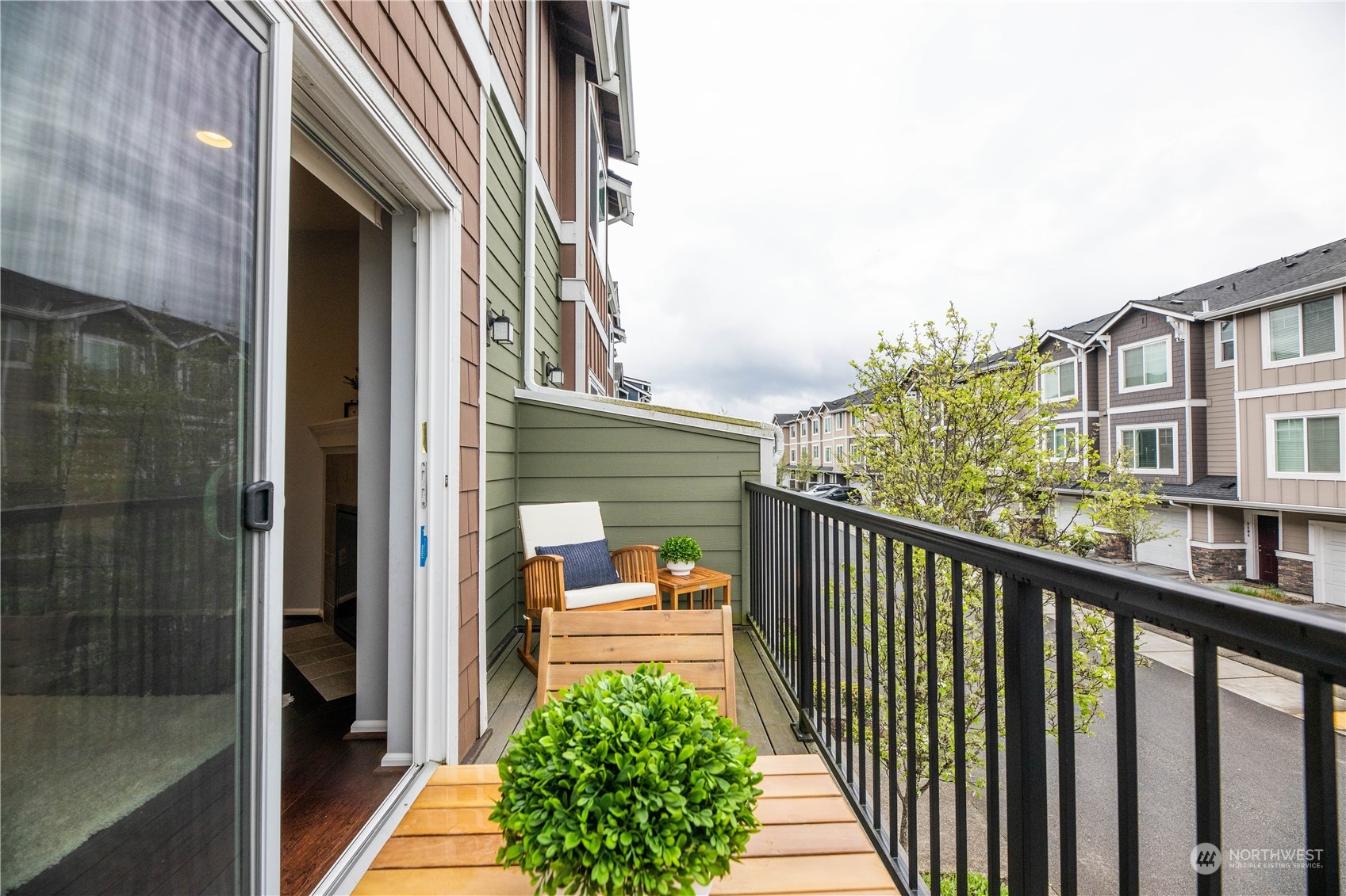3345 30th Drive Everett, WA 98201 - Photo 24 of 37 a view of city from balcony