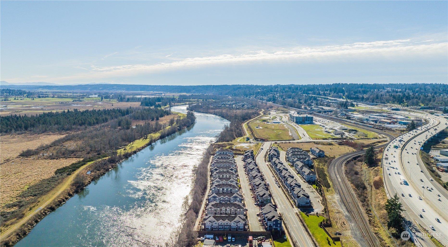 3345 30th Drive Everett, WA 98201 - Photo 31 of 37 a view of a city with an ocean