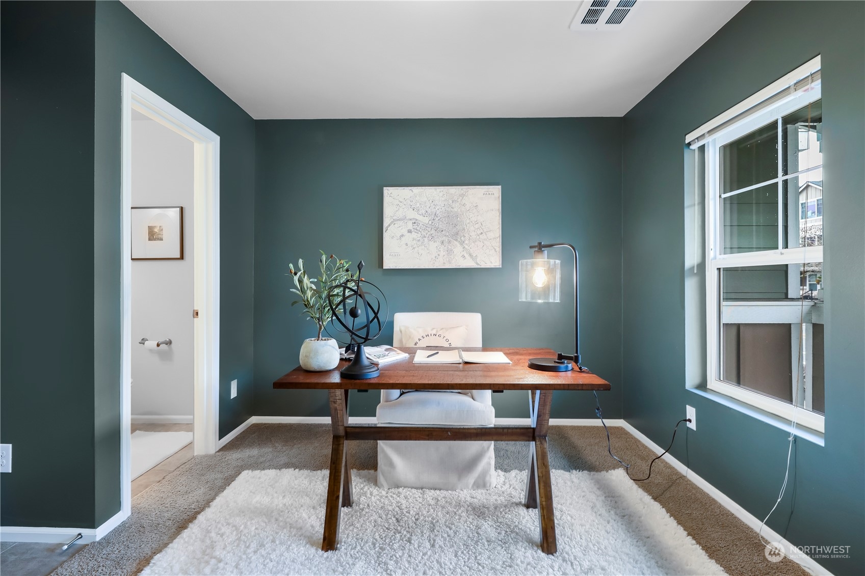 3345 30th Drive Everett, WA 98201 - Photo 5 of 37 a workspace with furniture and window