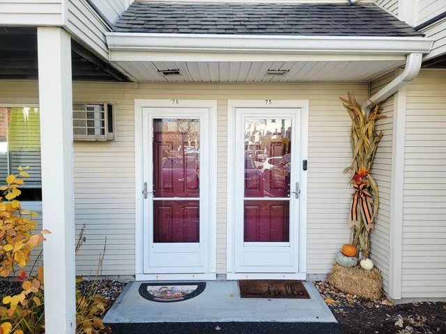 a view of entrance door of the house
