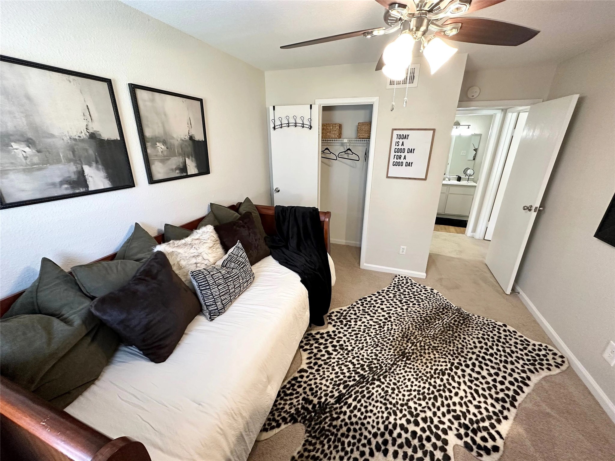 10601 Sabo Road, Unit 30 Houston, TX 77089 - Photo 7 of 32