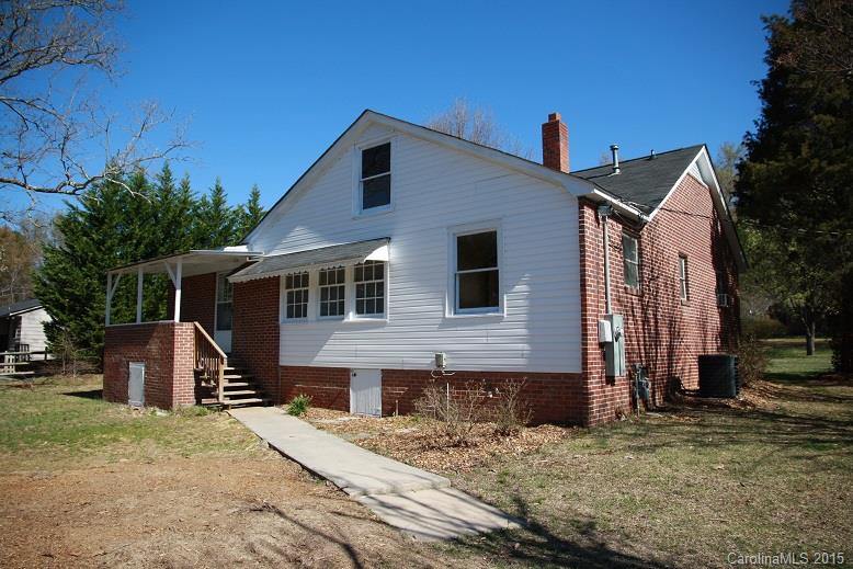 1633 Kelly Road Mount Holly, NC 28120 - Photo 13 of 15 Gallery Image 13