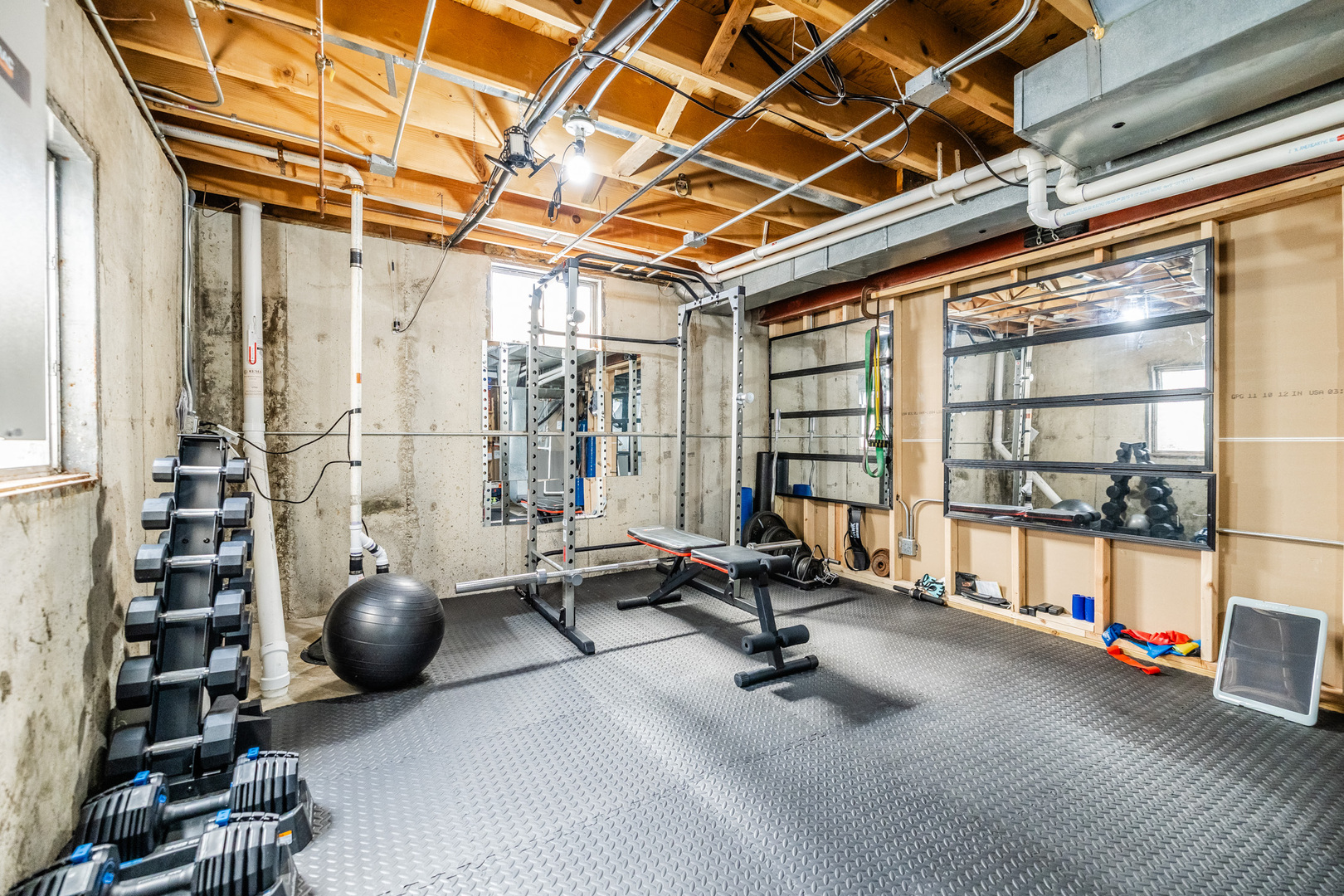 8001 William Drive Willowbrook, IL 60527 - Photo 44 of 73 a view of a room with gym equipment