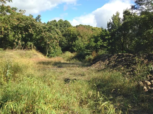 $399,000 | 4000 Quaker Lane, North Kingstown, RI 02852