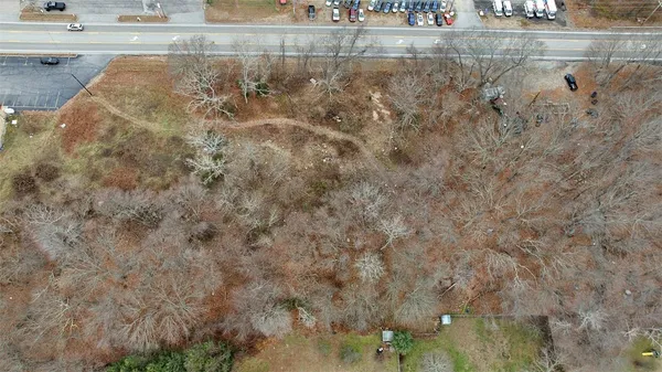 $399,000 | 4000 Quaker Lane, North Kingstown, RI 02852