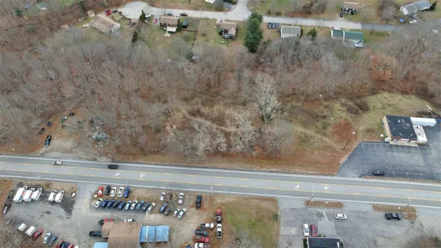 $399,000 | 4000 Quaker Lane, North Kingstown, RI 02852