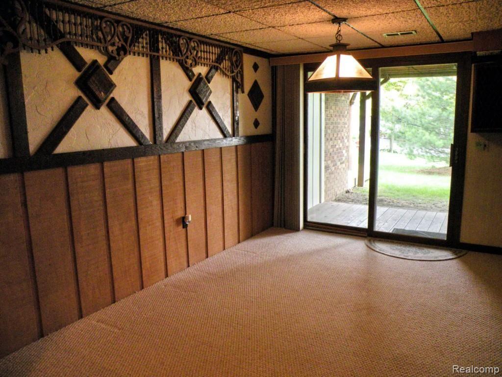 919 Golfview Court Rochester, MI 48307 - Photo 24 of 32 Lower Level Pool Table Area