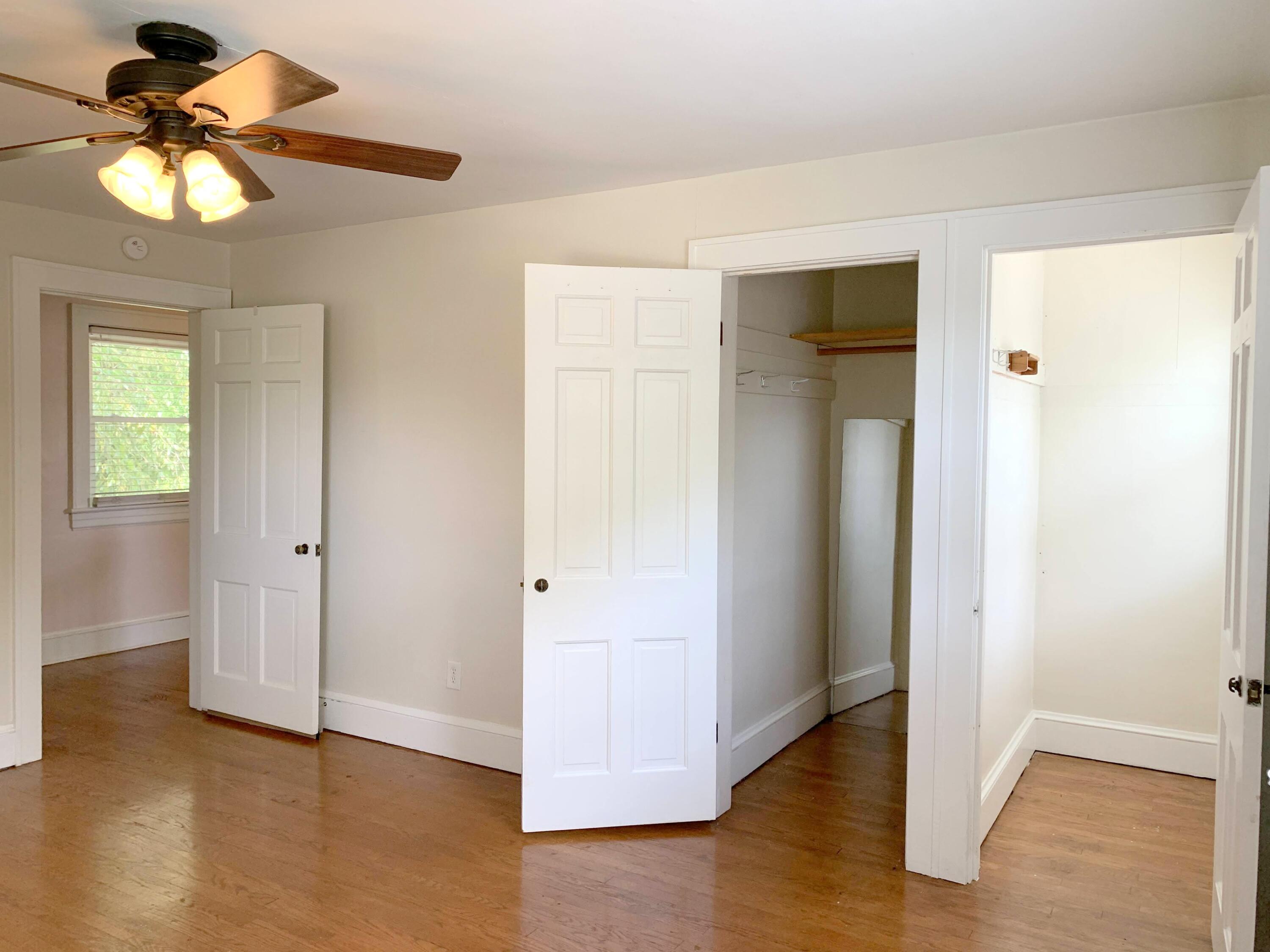 2625 Tillett Road Southwest Roanoke, VA 24015 - Photo 21 of 41 IMG_3455
