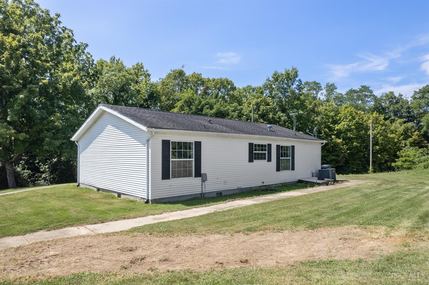 3097 Goodwin Schoolhouse Point Isabel Road Bethel, OH 45106 - Photo 10 of 60