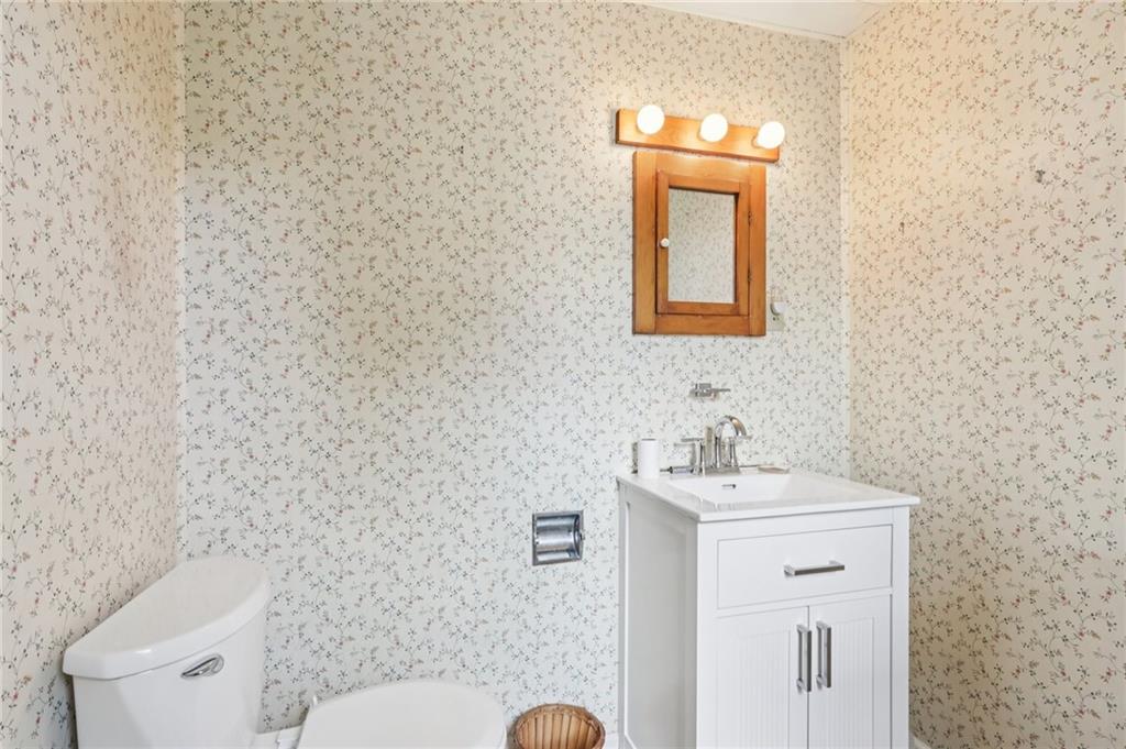 4167 Edinburg Road New Castle, PA 16102 - Photo 13 of 45 Gallery Image 13