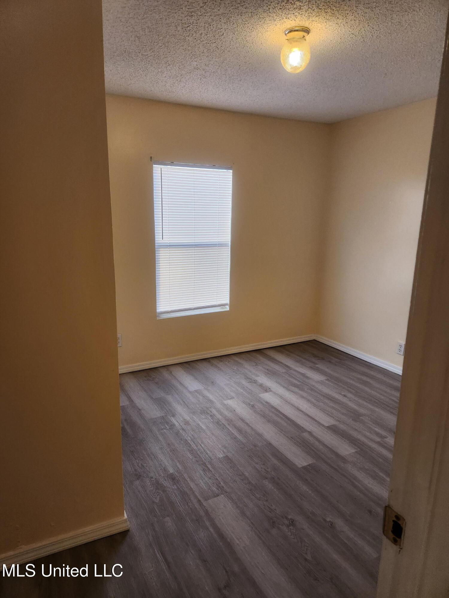9267 Cuandet Road, Unit 23 Gulfport, MS 39503 - Photo 16 of 19 20250212_170422