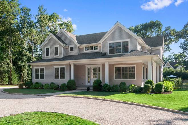 28 Hildreth Street Sag Harbor, NY 11963 - Photo 1 of 15