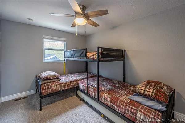 $450,000 | 1522 Duncan Drive, Edwards, MO 65326