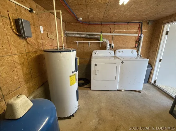 $450,000 | 1522 Duncan Drive, Edwards, MO 65326