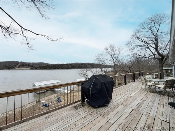 $450,000 | 1522 Duncan Drive, Edwards, MO 65326