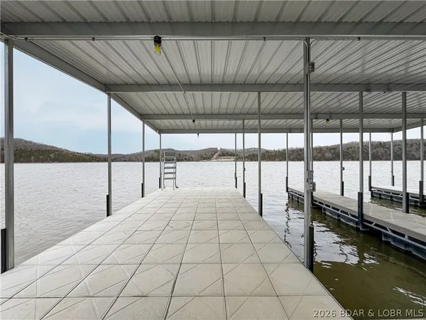 $450,000 | 1522 Duncan Drive, Edwards, MO 65326