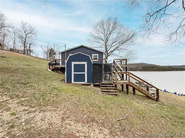 $450,000 | 1522 Duncan Drive, Edwards, MO 65326