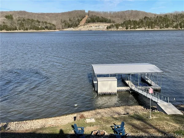 $450,000 | 1522 Duncan Drive, Edwards, MO 65326