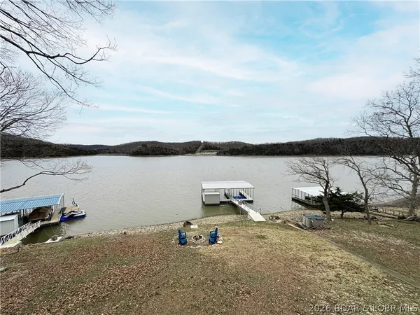 $450,000 | 1522 Duncan Drive, Edwards, MO 65326