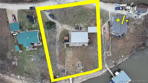 $450,000 | 1522 Duncan Drive, Edwards, MO 65326