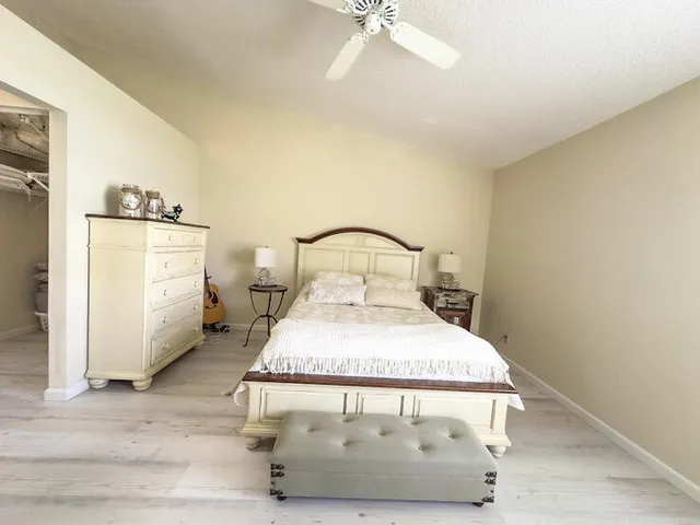 $289,500 | 3851 Island Club Circle East, Lake Worth, FL 33462