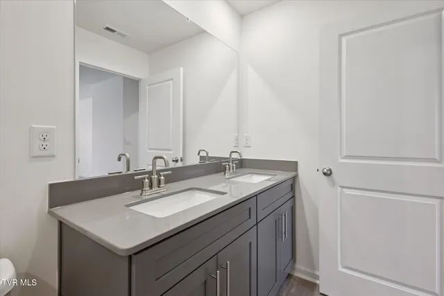 $2,500 | 1031 Tomahawk Terrace, Johnson City, TN 37604