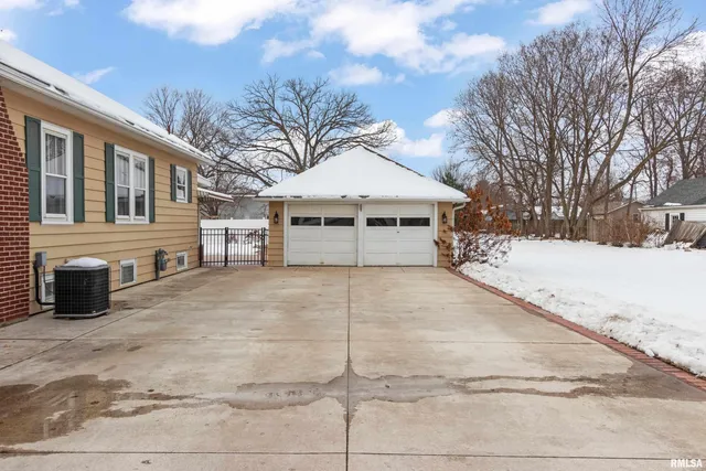 $155,000 | 1441 North 4th Street, Chillicothe, IL 61523