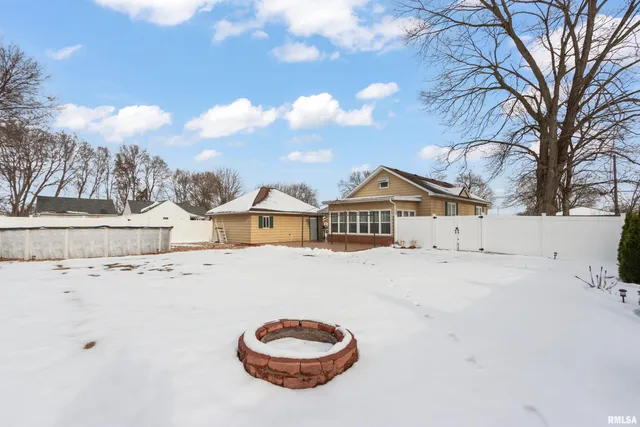 $155,000 | 1441 North 4th Street, Chillicothe, IL 61523