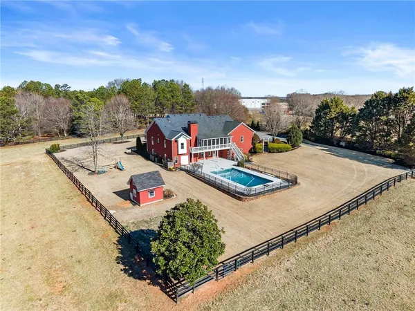 $1,500,000 | 11157 Lewis Braselton Boulevard, Braselton, GA 30517