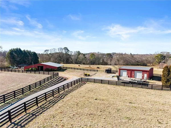 $1,500,000 | 11157 Lewis Braselton Boulevard, Braselton, GA 30517