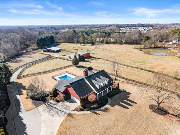 $1,500,000 | 11157 Lewis Braselton Boulevard, Braselton, GA 30517