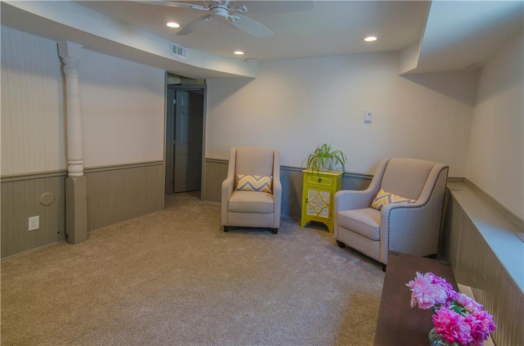 441 Noblestown Road Carnegie, PA 15106 - Photo 13 of 23 Gallery Image 13