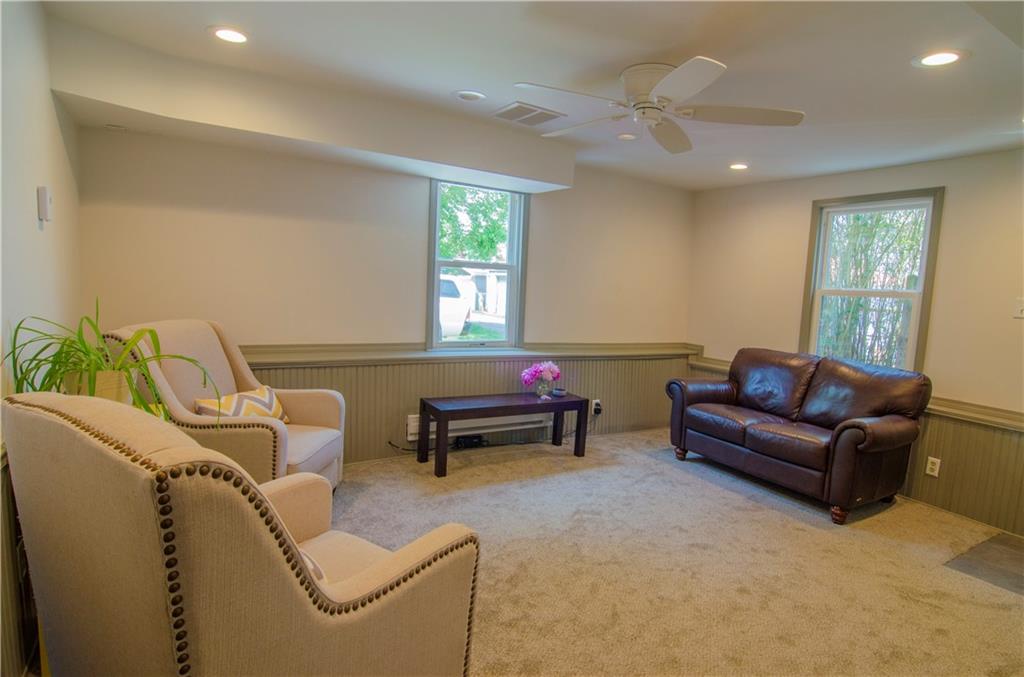 441 Noblestown Road Carnegie, PA 15106 - Photo 14 of 23 Gallery Image 14