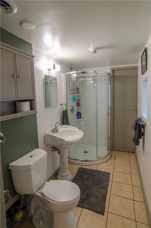 441 Noblestown Road Carnegie, PA 15106 - Photo 18 of 23 Gallery Image 18